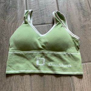 DanShen green sports bra